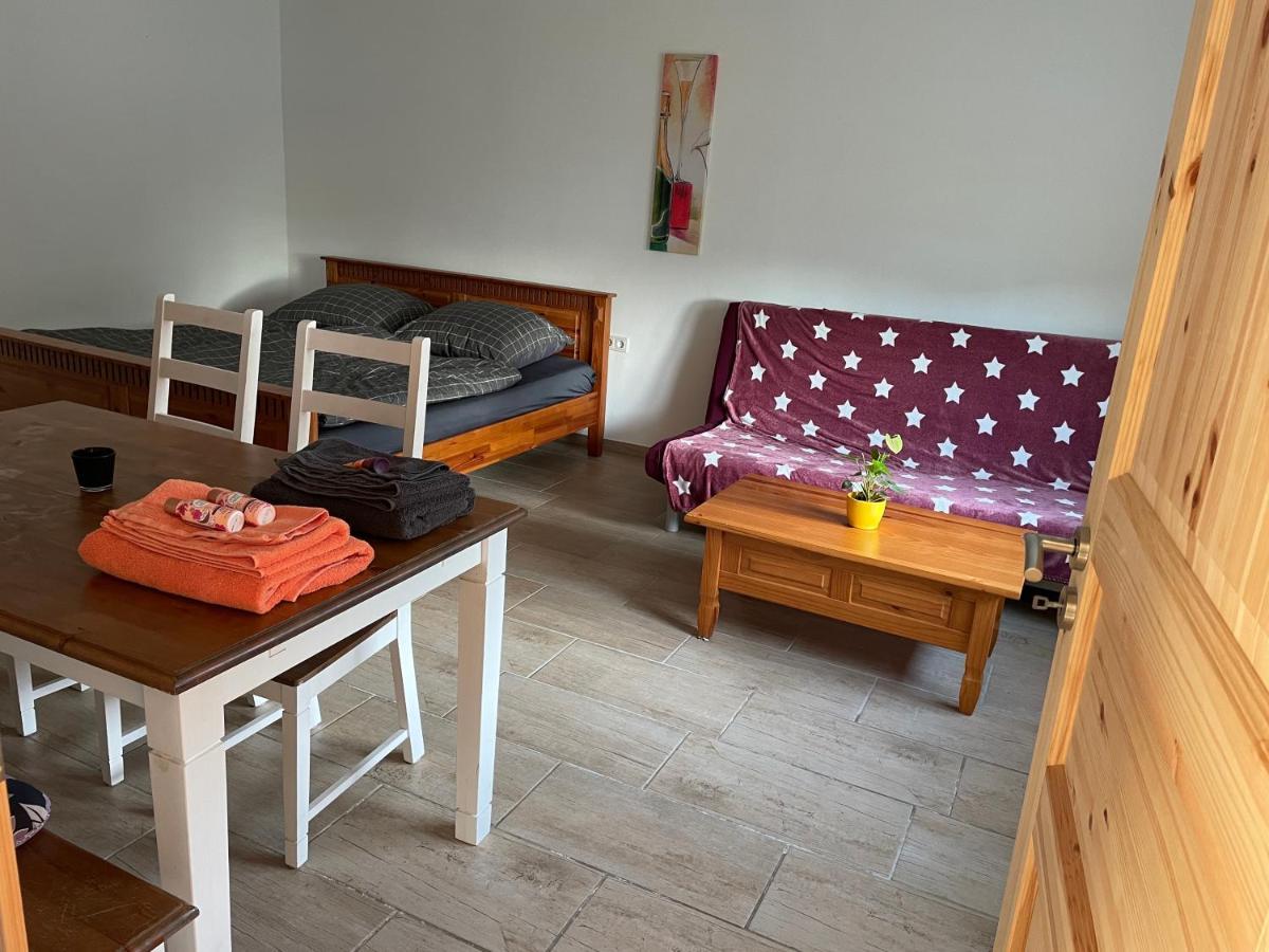 W Diamonds Ranch Appartement Grossraeschen Buitenkant foto
